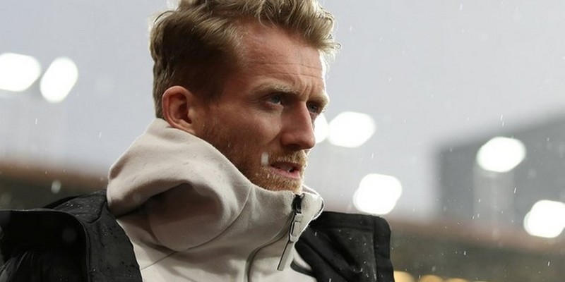 Schurrle là một trường hợp đáng tiếc, khi anh phải nghỉ chơi bóng rất sớm vì sức khỏe