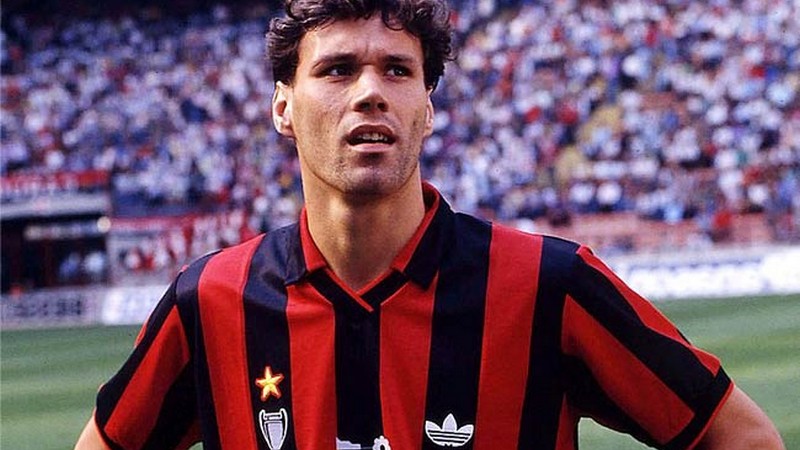 Nếu không gặp những chấn thương chắc chắn Marco van Basten sẽ giành nhiều danh hiệu hơn nữa Nếu không gặp những chấn thương chắc chắn Marco van Basten sẽ giành nhiều danh hiệu hơn nữa