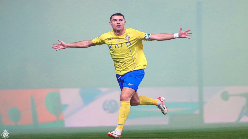 Cristiano Ronaldo cũng đang dưỡng già tại Ả Rập Cristiano Ronaldo cũng đang dưỡng già tại Ả Rập
